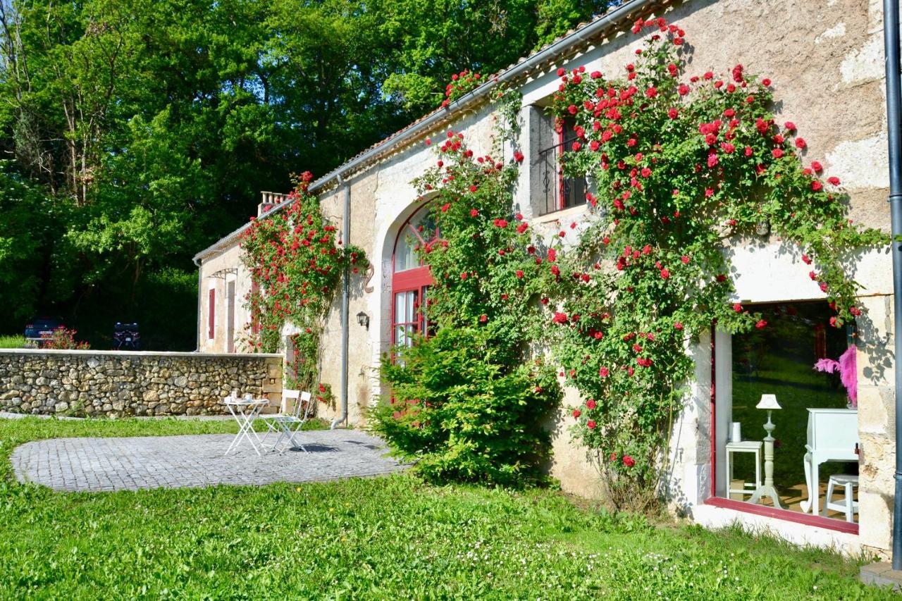 Les Chambres Du Vallon Pomport Eksteriør billede