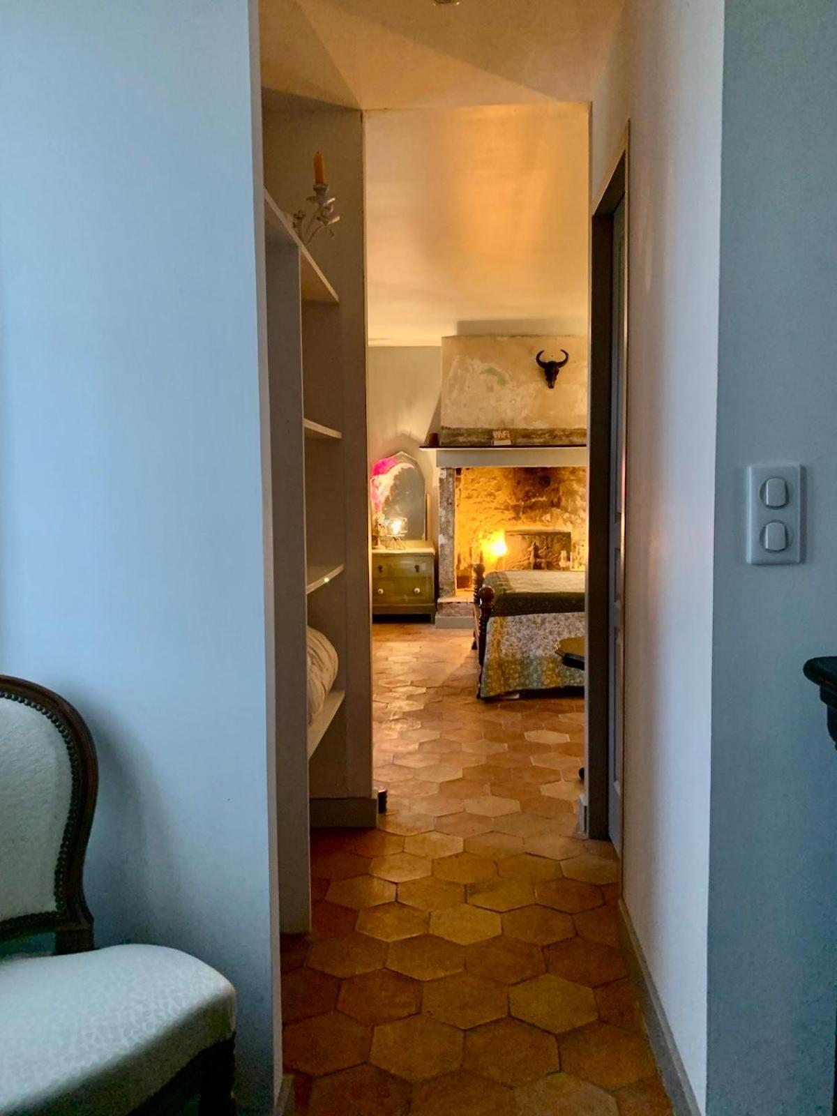 Les Chambres Du Vallon Pomport Eksteriør billede